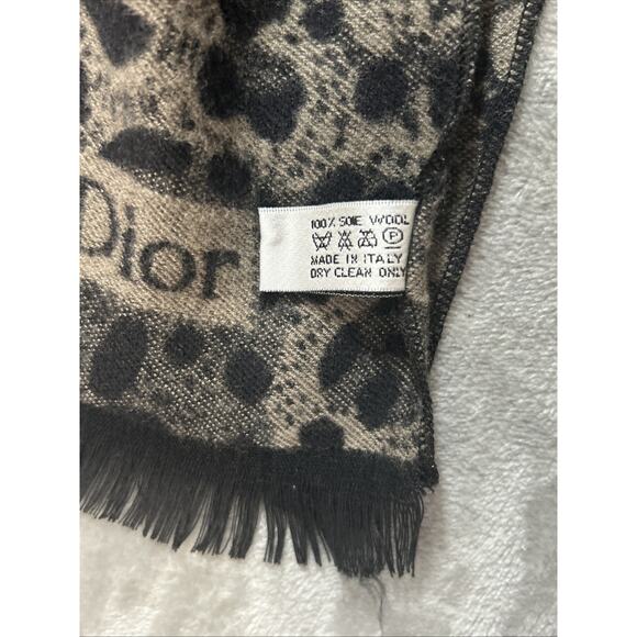 Christian Dior Oblong Wool Scarf Leopard 100% Soie Wool Print Italy 67" - Picture 4 of 8